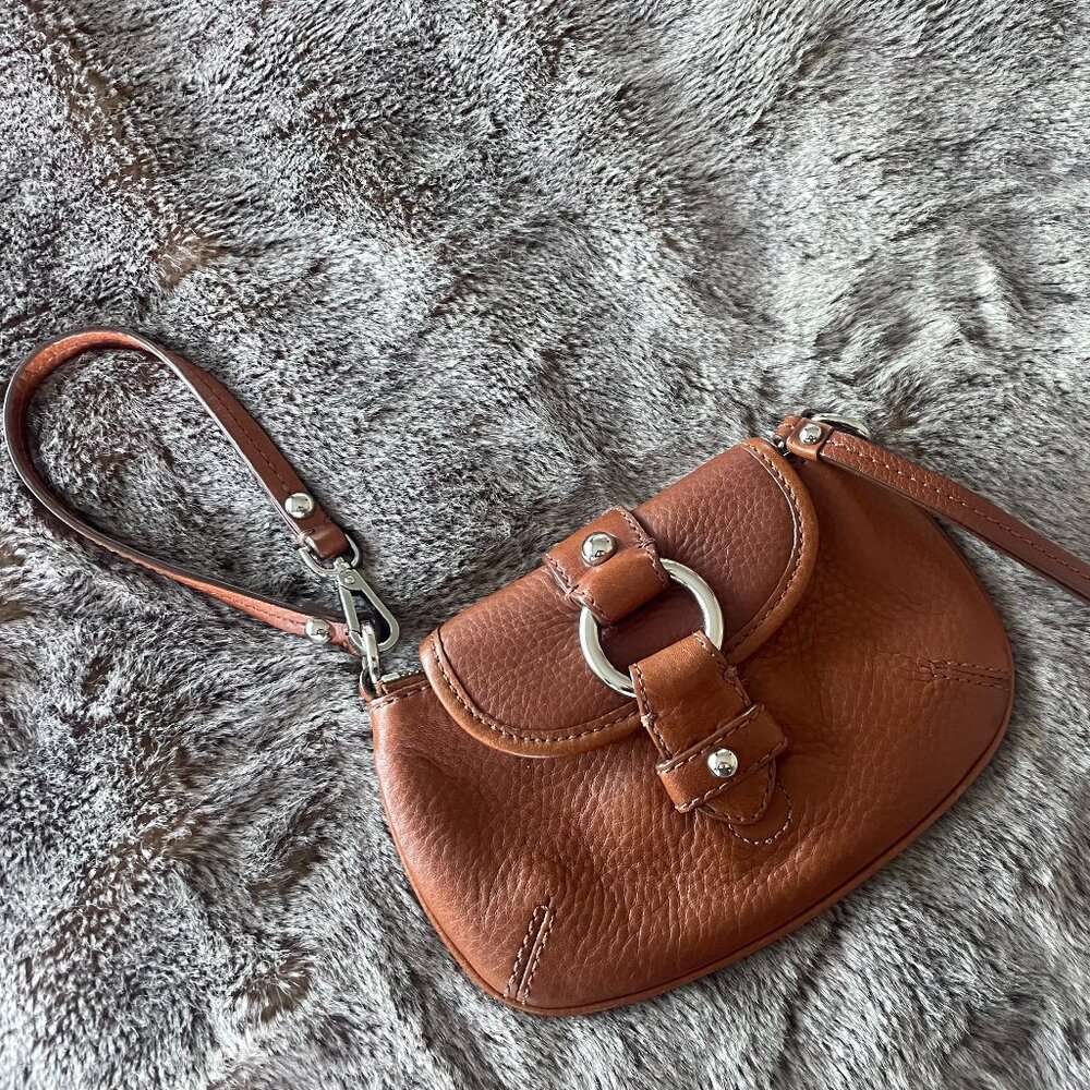 Banana Republic Tan Pebble Leather Wristlet Purse EUC